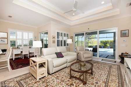 5717 N Anegada Dr Naples, FL 34113