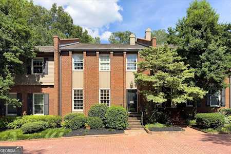5289 Glenridge Drive Atlanta, GA 30342