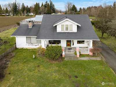 7103 56th St E Puyallup, WA 98371