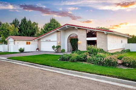 2410 Windsor Dr Caldwell, ID 83605