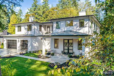1992 215th Place SE Sammamish, WA 98075