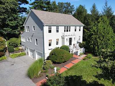52 Lincoln Rd North Attleboro, MA 02760