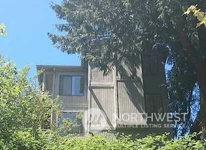 2834 Patten Place W Seattle, WA 98199