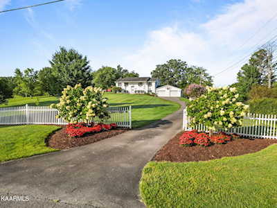 7543 Majors Rd Corryton, TN 37721