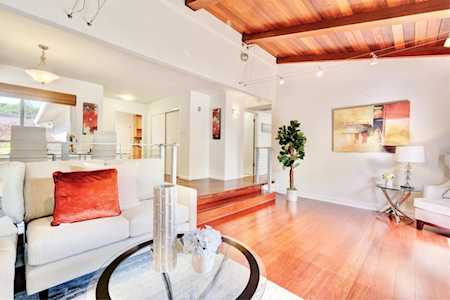 2242 Eastridge Ave Menlo Park, CA 94025