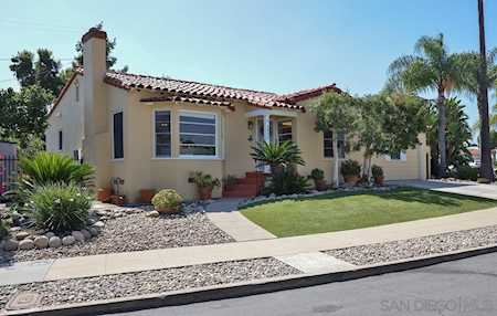 4823 Hart Drive San Diego, CA 92116