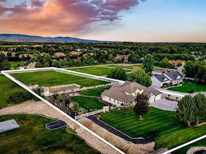 1880 W Campo Lane Eagle, ID 83616