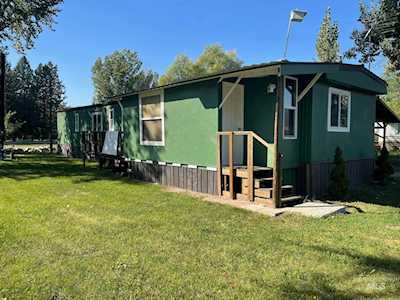 119 Newman Ln #2 Horseshoe Bend, ID 83629