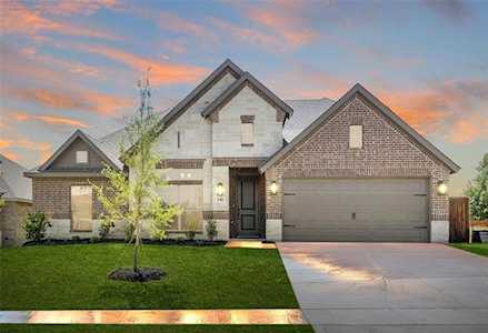 145 Mockingbird Hill Drive Joshua, TX 76058