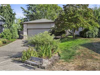 12762 SW Morning Hill CT Portland, OR 97223