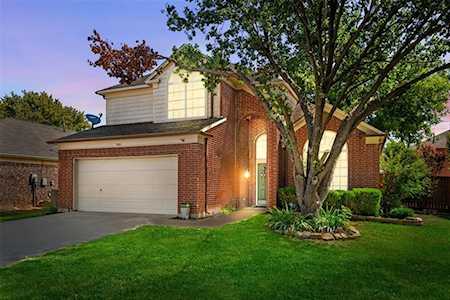 900 Winston Drive Euless, TX 76039