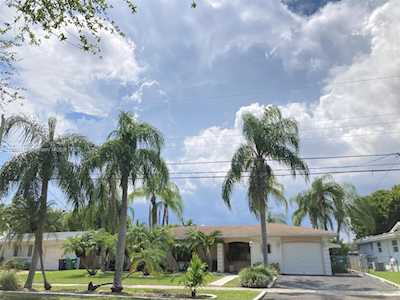 5020 SW 92nd Ave Miami, FL 33165