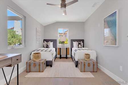2339 Crescent Dr San Diego, CA 92103