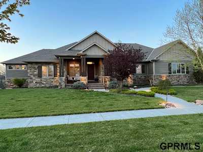 2910 W Covered Bridge Dr Lincoln, NE 68523