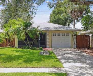 451 36th Ave N St. Petersburg, FL 33704