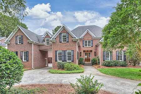 2818 Sharon Rd Charlotte, NC 28211