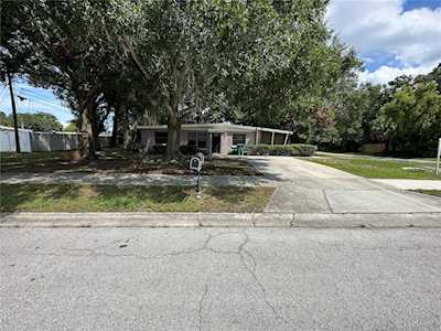 9001 82nd St Seminole, FL 33777
