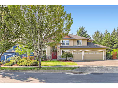 13092 SE Wellington CT Happy Valley, OR 97086