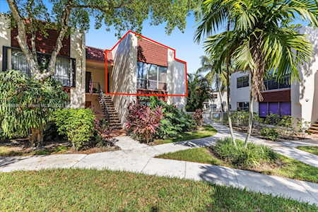 301 N Pine Island Rd #265 Plantation, FL 33324