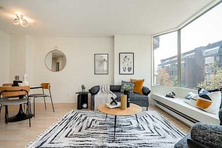 1330 Hornby Street #408 Vancouver, BC V6Z 1W5