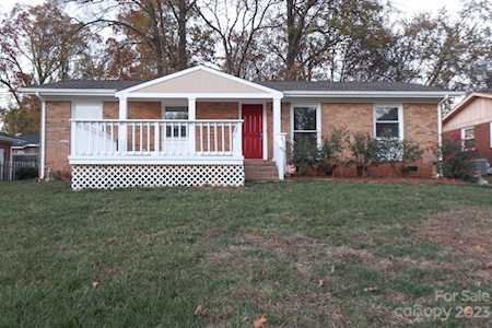 1009 Dunleigh Dr Charlotte, NC 28214