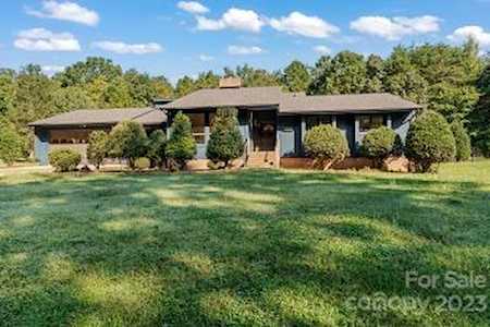 7416 Whitewash Trl Sherrills Ford, NC 28673