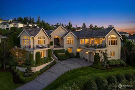 16785 SE 58th Place Bellevue, WA 98006