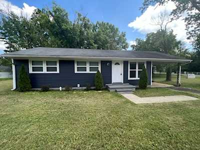 1014 Hillcrest Dr Murfreesboro, TN 37129