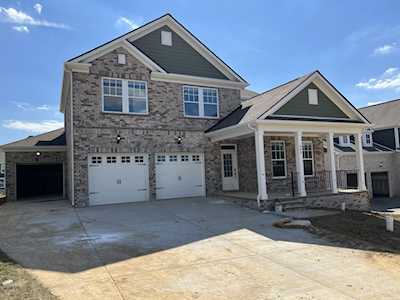 805 Westchester Cir Hendersonville, TN 37075