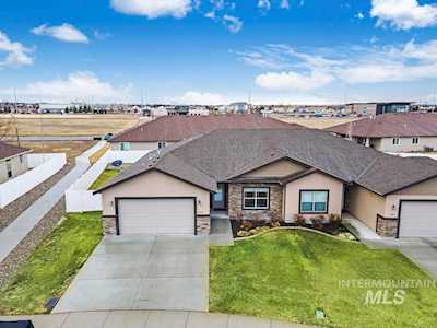 383 Arrowhead Path Twin Falls, ID 83301