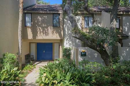 2009 Beachwood RD Fernandina Beach, FL 32034