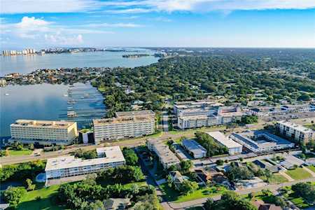 55 Harbor View Ln #205 Belleair Bluffs, FL 33770