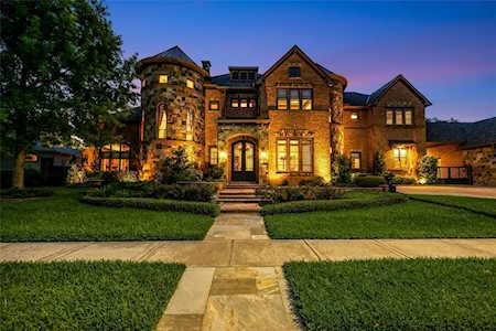 2510 Bay Winds Ct Houston, TX 77059