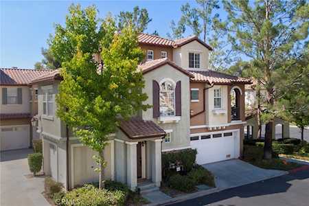 28191 Ashbrook Ln Valencia, CA 91354