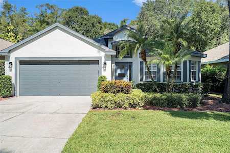 9131 Cliff Lake Ln Tampa, FL 33614