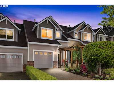 2906 SW Texas ST Portland, OR 97219