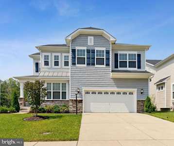 11398 Tolkien Ave White Plains, MD 20695