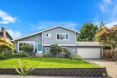 1007 S 31st Ct Renton, WA 98055