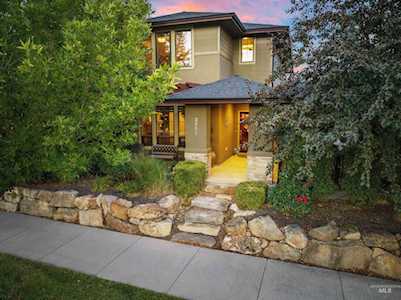 3652 E Warm Springs Ave Boise, ID 83716