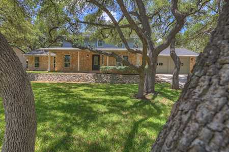 6 Mission DR New Braunfels, TX 78130