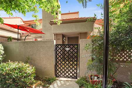 853 Via Colinas Westlake Village, CA 91362
