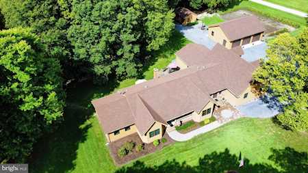 399 Deep Grass Ln Greenwood, DE 19950