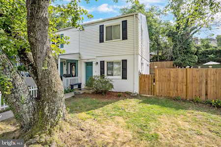 2335 Glendale Terrace Alexandria, VA 22303
