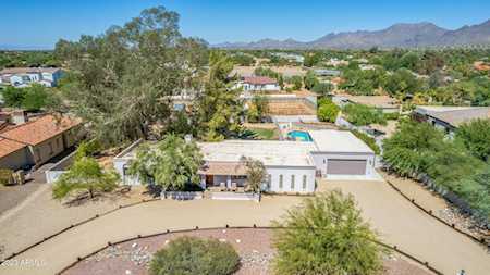 9724 E Cholla Street Scottsdale, AZ 85260