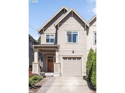 541 NE Tillamook ST Portland, OR 97212