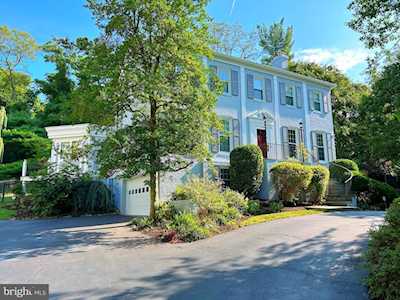 1313 Merrie Ridge Rd Mclean, VA 22101