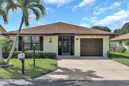 6110 Lakemont Circle Greenacres, FL 33463