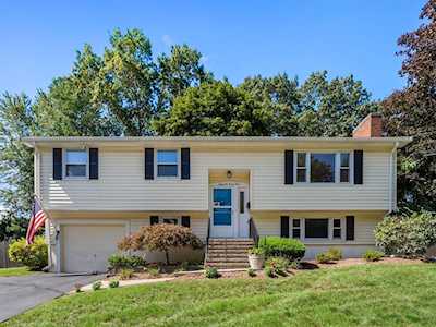 86 Devon Norwood, MA 02062