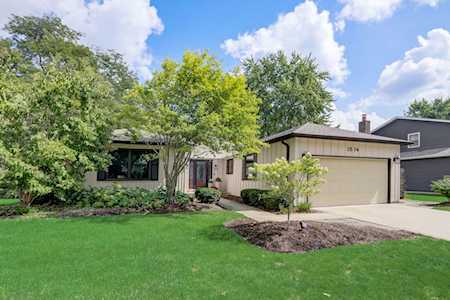 1514 Applegate Dr Naperville, IL 60565