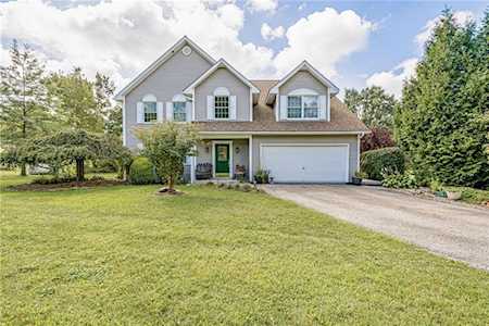604 Englishman Hill Rd Connellsville, PA 15425